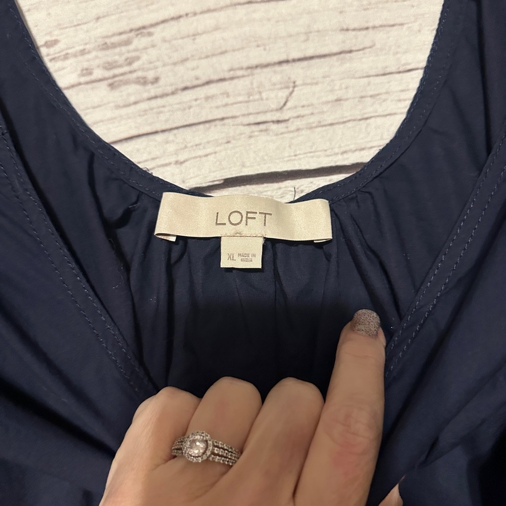LOFT Navy Blue Blouse XL Puff Sleeve Scoop Neck Cotton Top - Picture 6 of 6